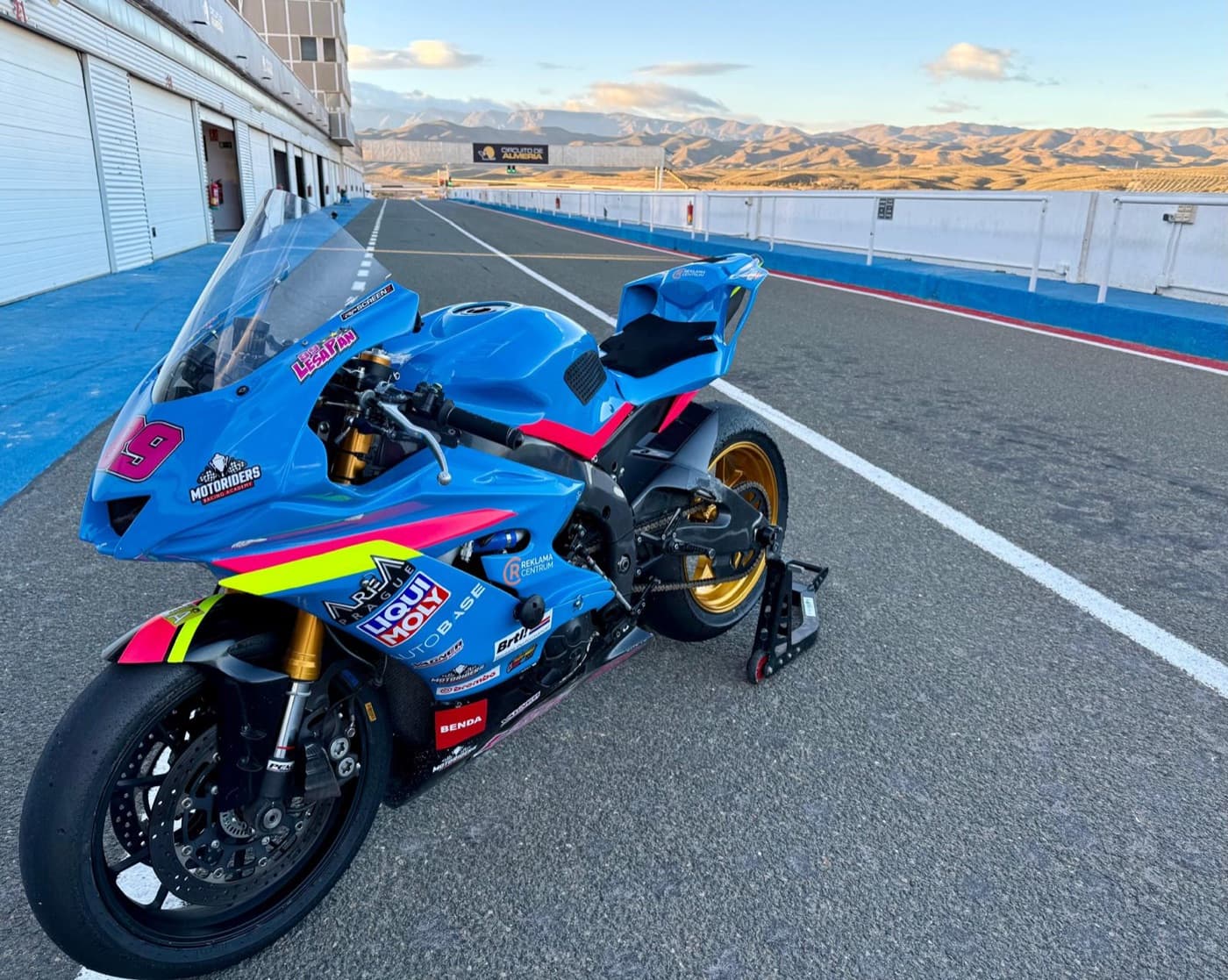 Track day 1