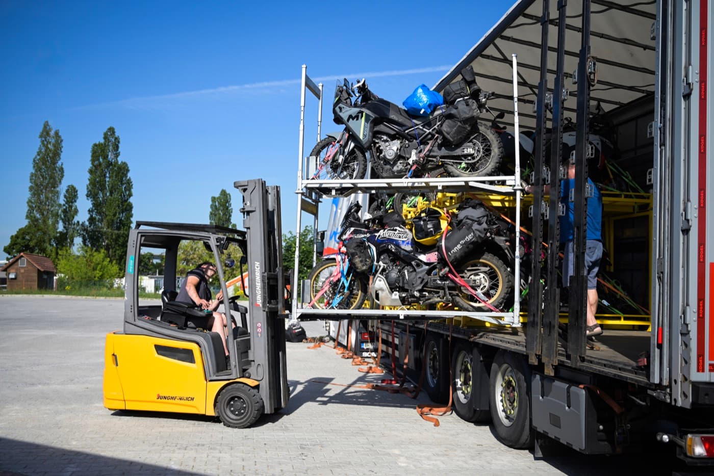 Motorcycle transport 3
