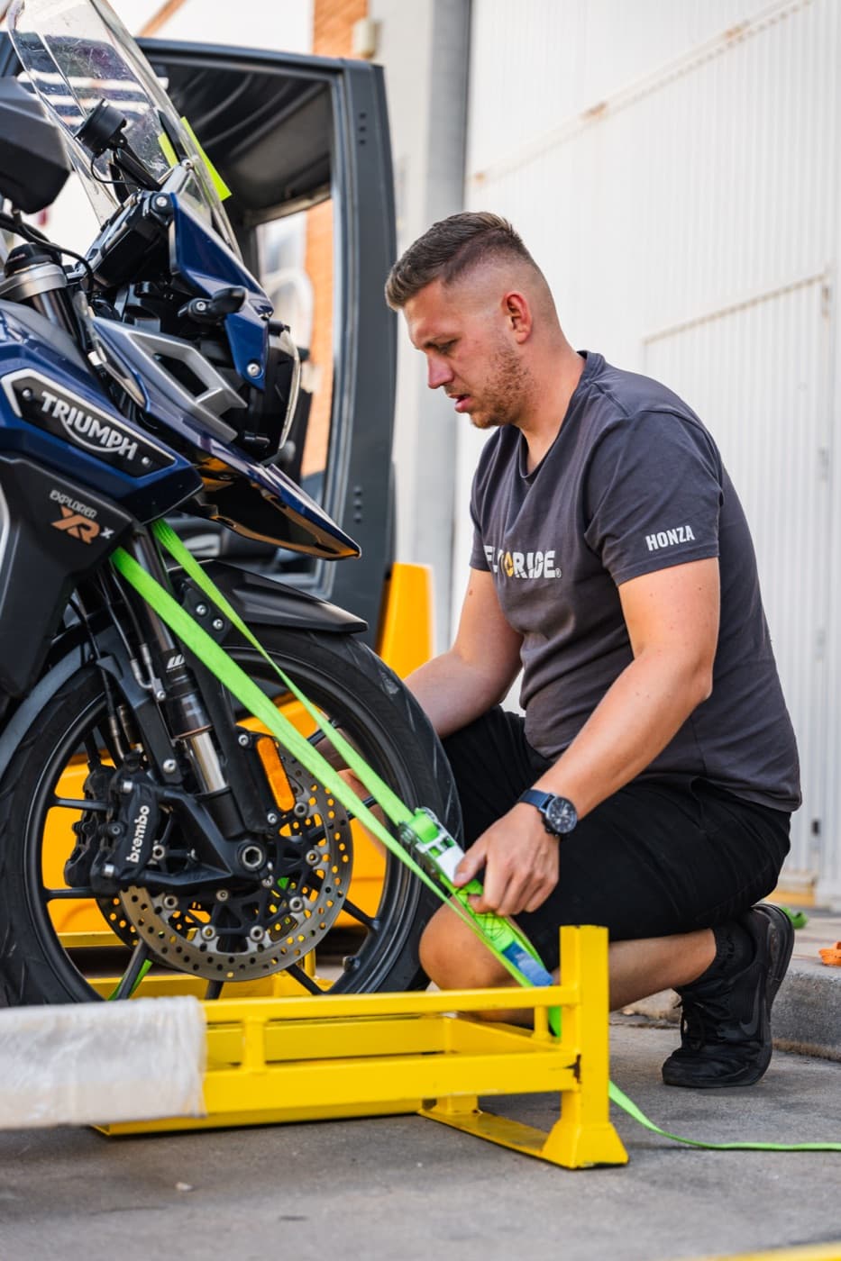 Motorcycle transport 5