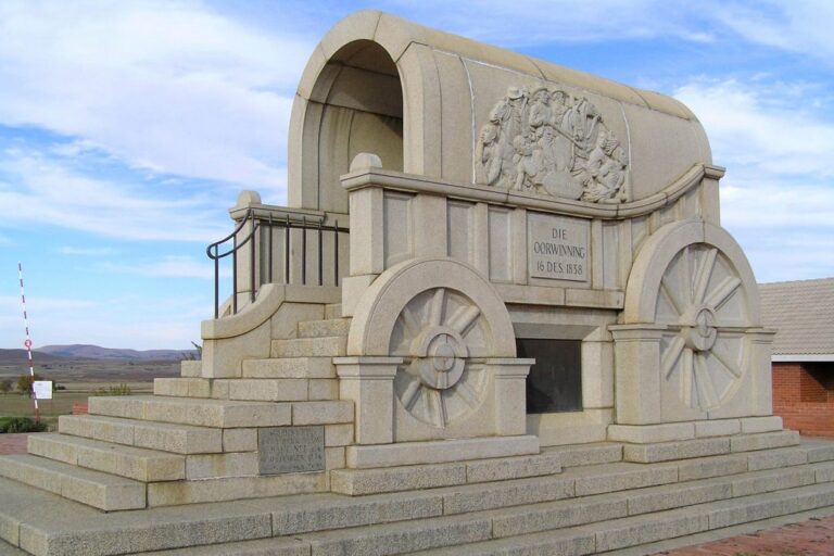 Blood-River-Battle_monument-1838-1024x683